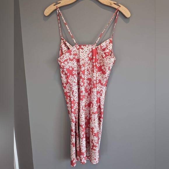 Socialite Red and White Floral Daisies Sateen Mini Dress Size XS - Picture 5 of 5